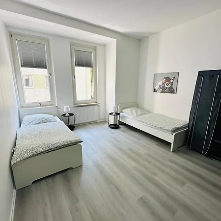 Monteur Appartement For Max 6 Guests Near Hagen-City شقة *